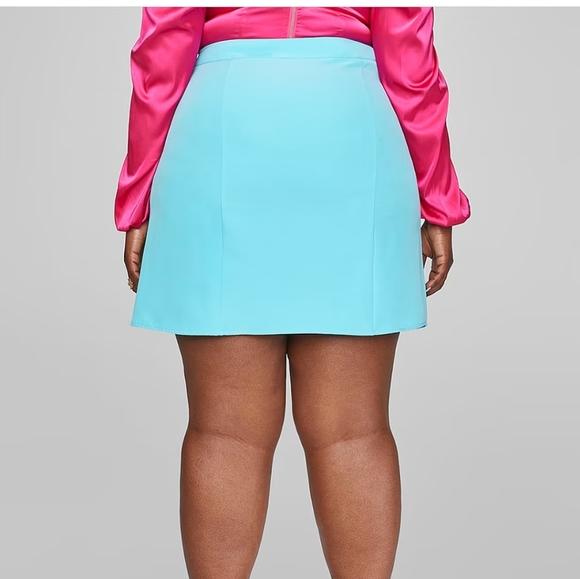 - BNIB Fashion to Figure teal blue suiting skirt, size 4x - Picture 3 of 8